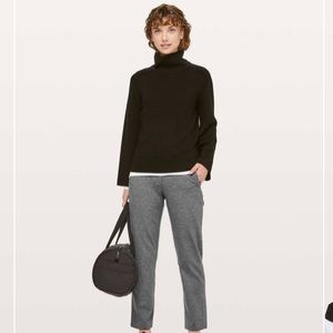 Lululemon On the Move Pant